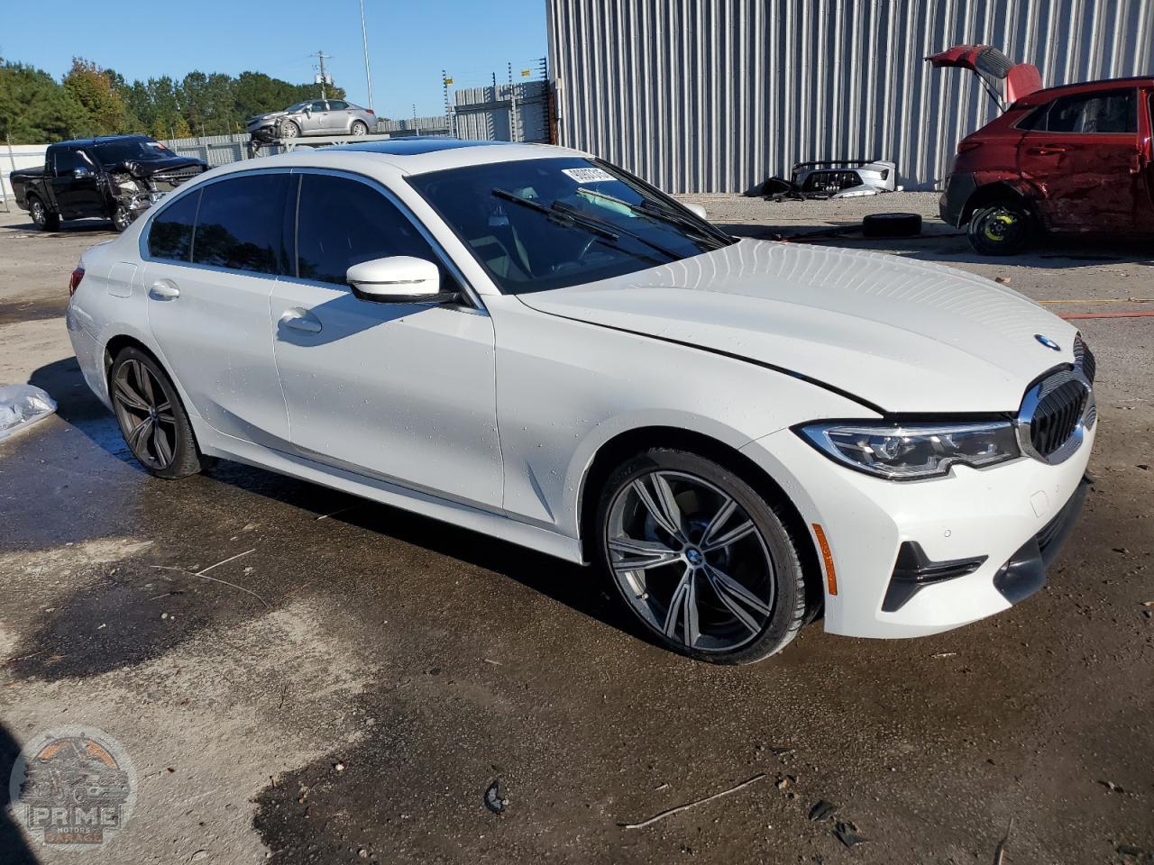 2021 BMW 3 SERIES — фото 4