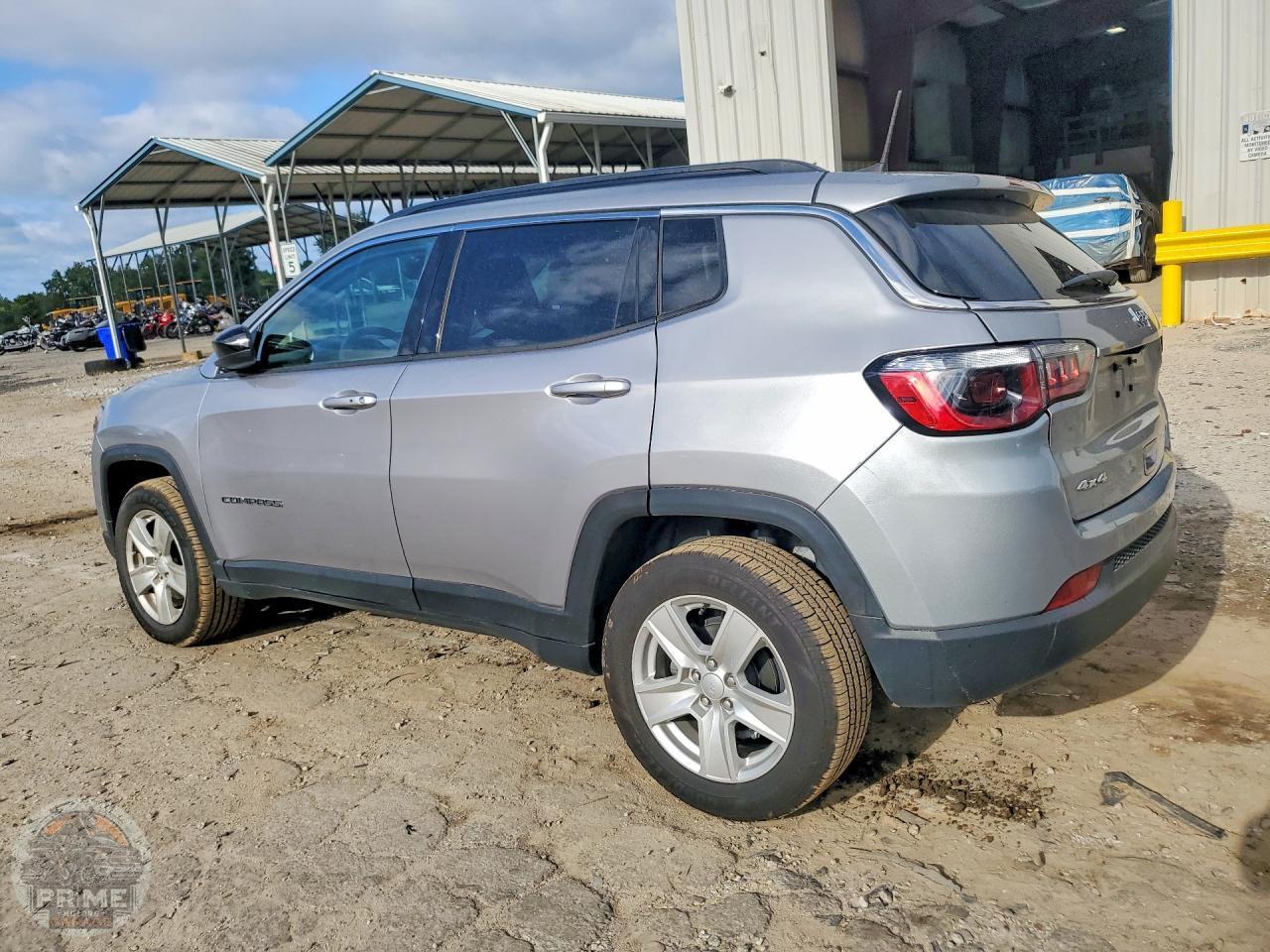 2022 JEEP COMPASS — фото 2