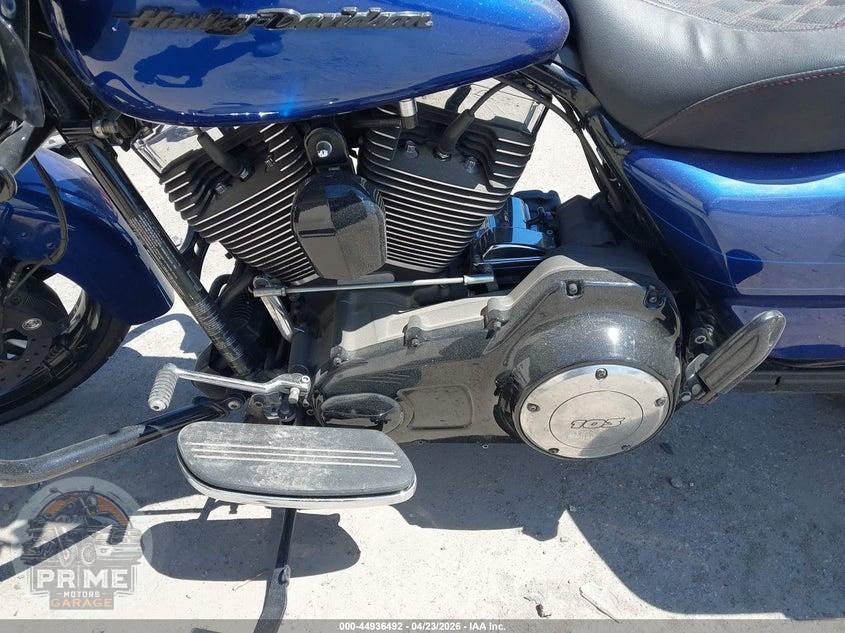 2015 HARLEY-DAVIDSON FLTRXS (ROAD GLIDE SPECIAL) ROAD GLIDE SPECIAL — фото 9