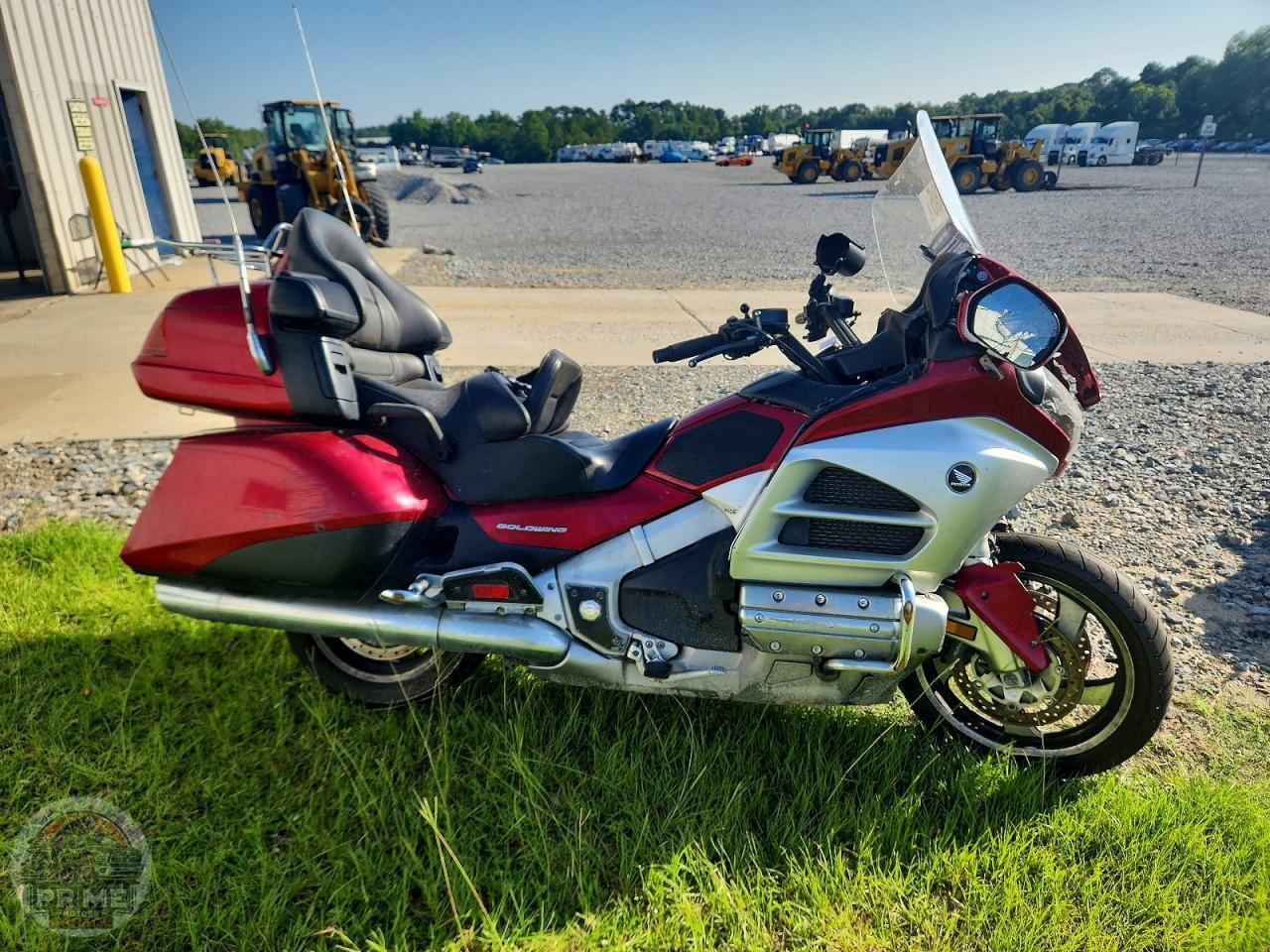 2012 HONDA GL1800 — фото 1