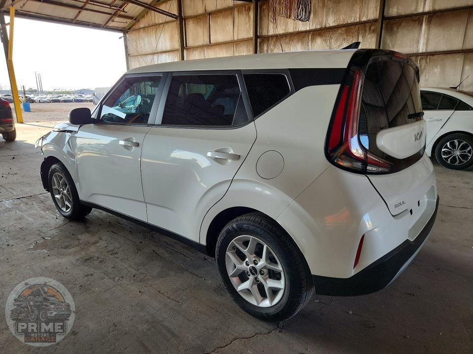 2023 KIA SOUL — фото 2