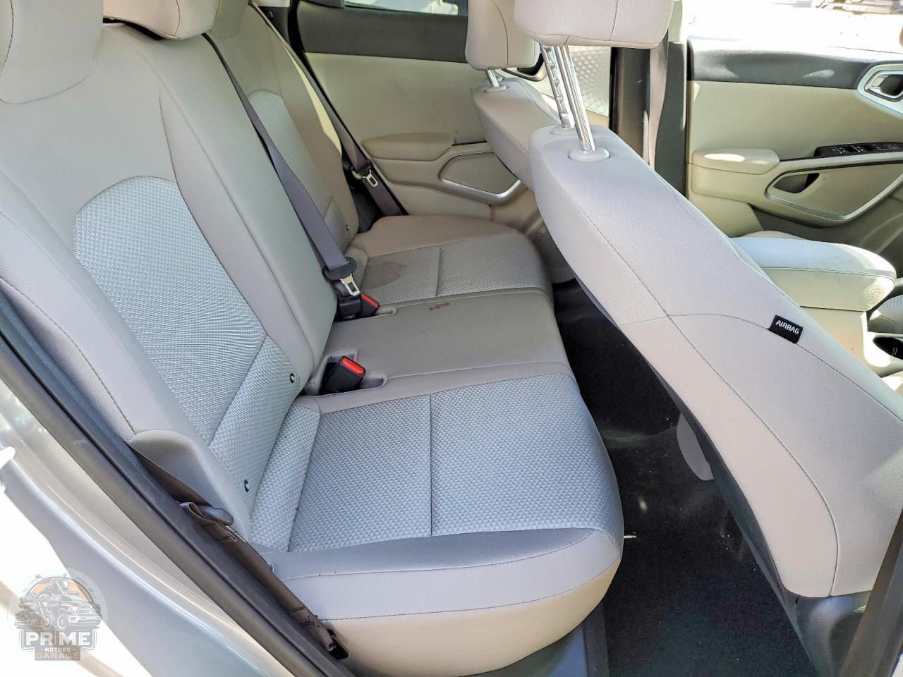 2024 KIA SOUL — фото 10