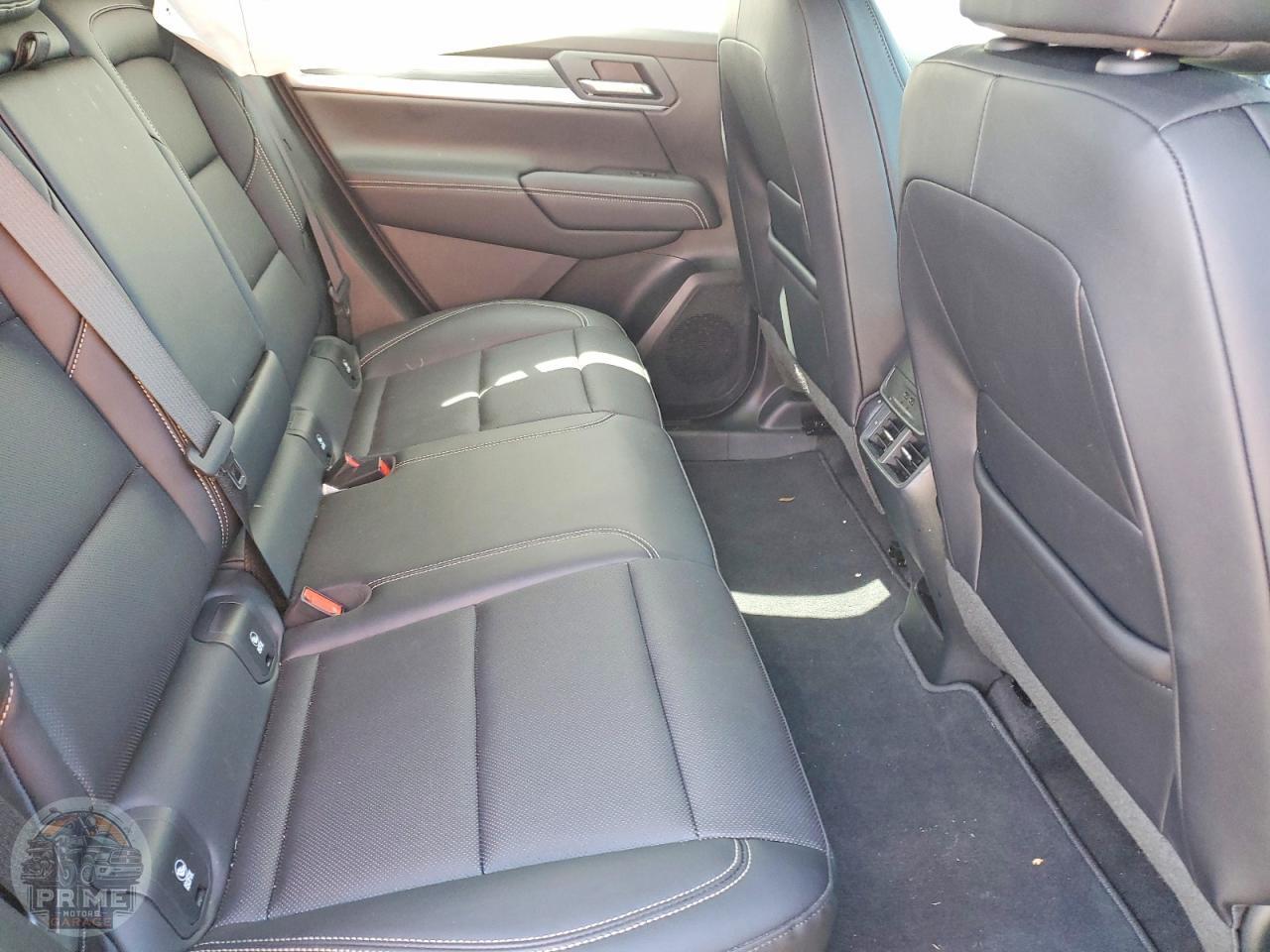 2026 GMC TERRAIN — фото 11