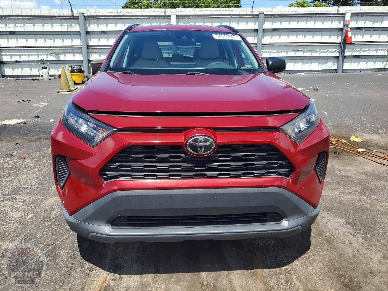 2020 TOYOTA RAV4 — фото 5