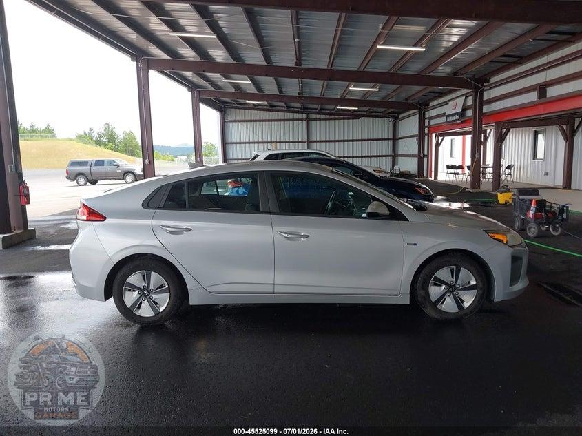 2018 HYUNDAI IONIQ HYBRID BLUE — фото 18