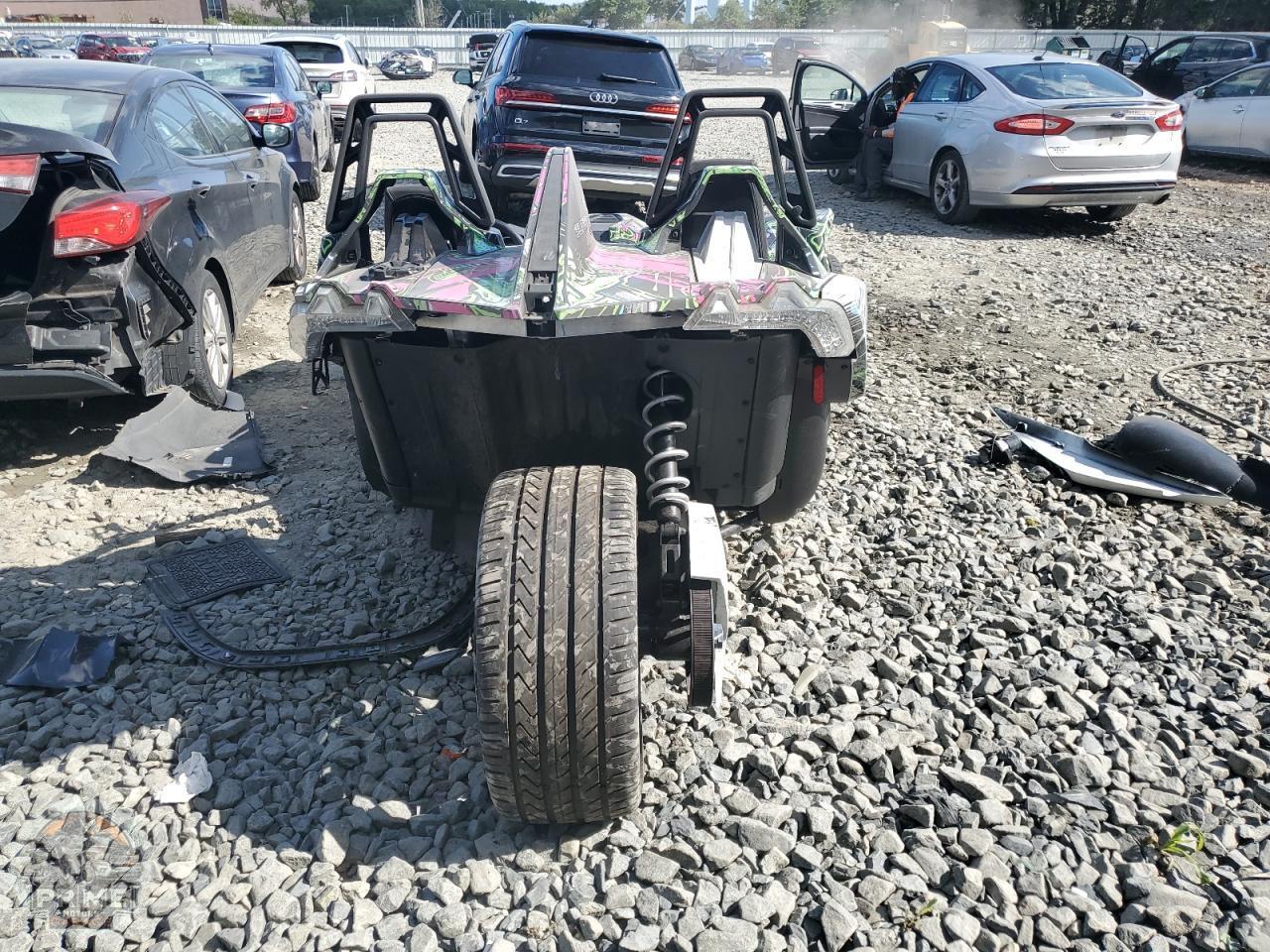 2019 POLARIS SLINGSHOT — фото 7