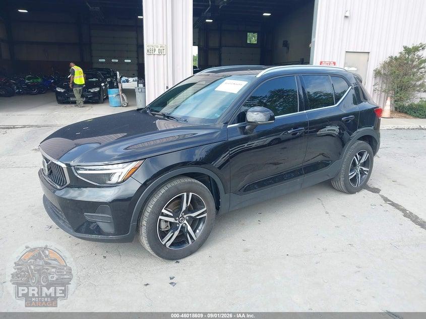 2024 VOLVO XC40 B5 CORE BRIGHT THEME/B5 CORE DARK THEME — фото 2