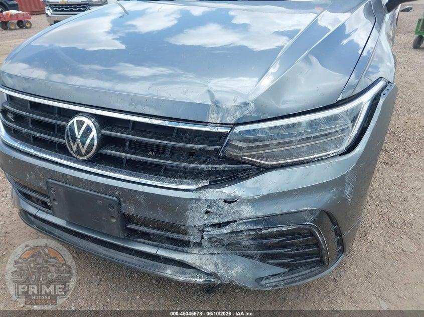 2022 VOLKSWAGEN TIGUAN 2.0T SE R-LINE BLACK — фото 6