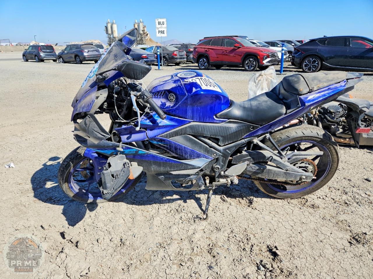 2024 YAMAHA YZFR3 — фото 3
