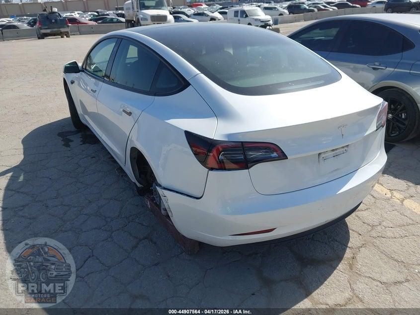 2023 TESLA MODEL 3 REAR-WHEEL DRIVE — фото 3