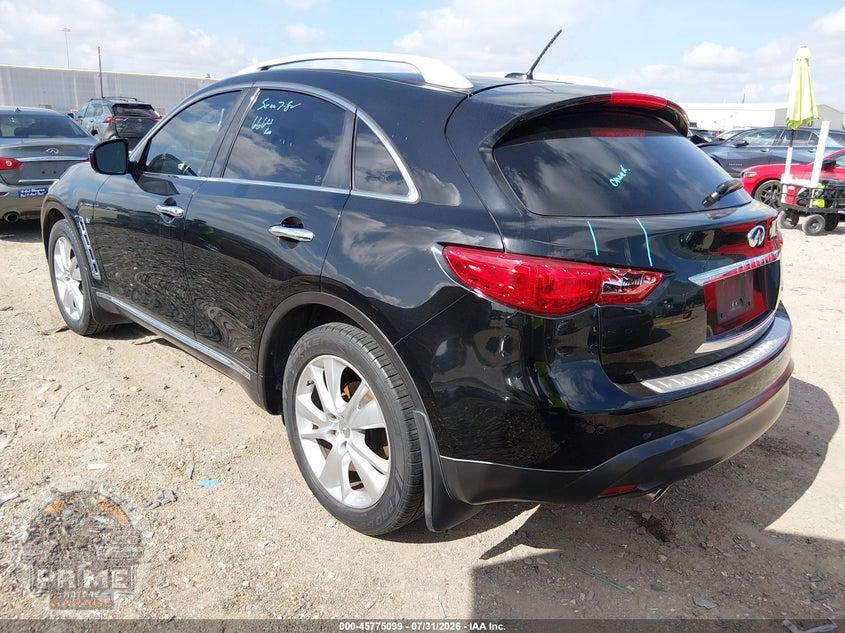 2016 INFINITI QX70 — фото 3