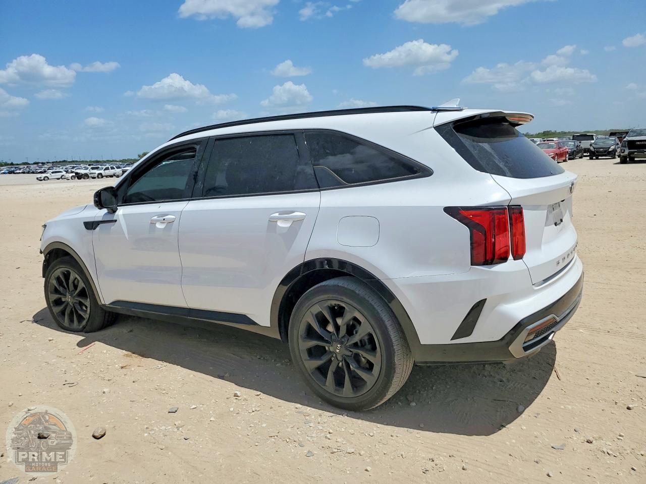 2021 KIA SORENTO — фото 2