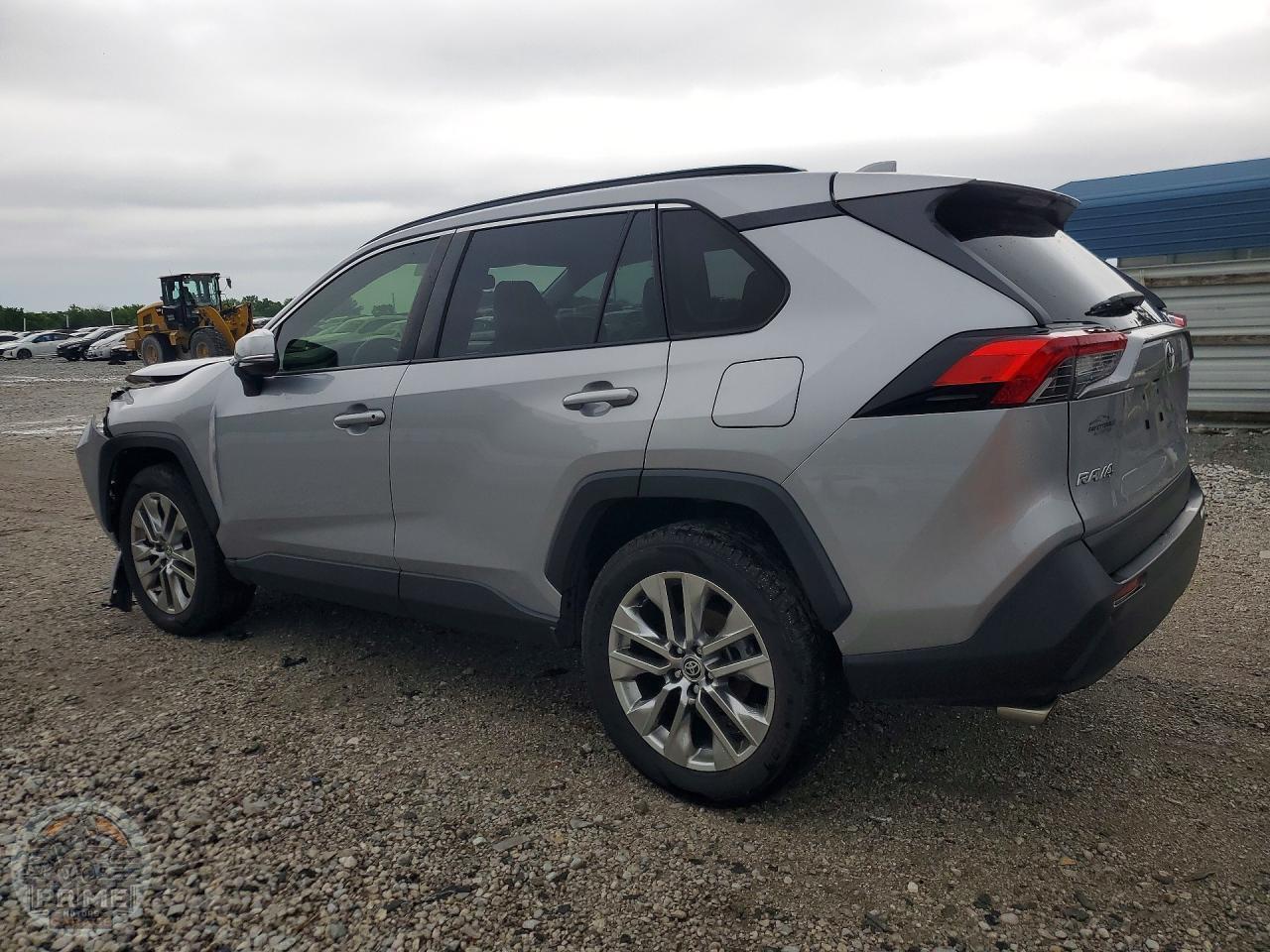 2020 TOYOTA RAV4 — фото 2