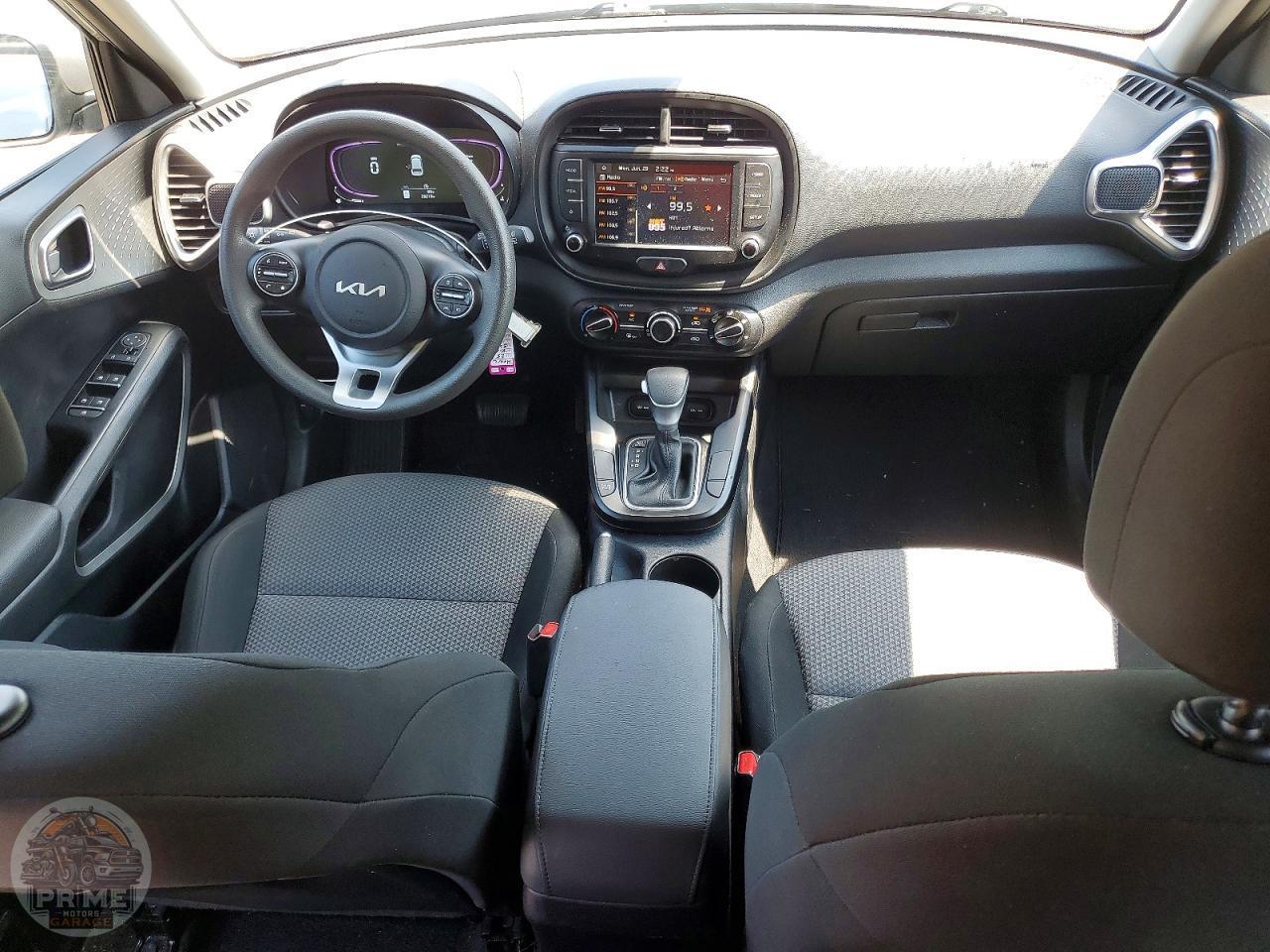 2025 KIA SOUL — фото 8