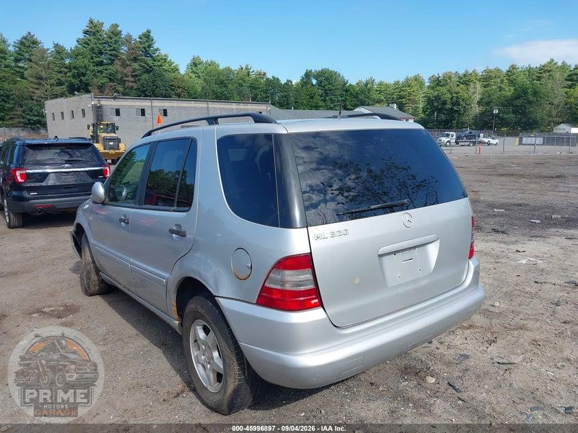 2001 MERCEDES-BENZ ML 320 — фото 3