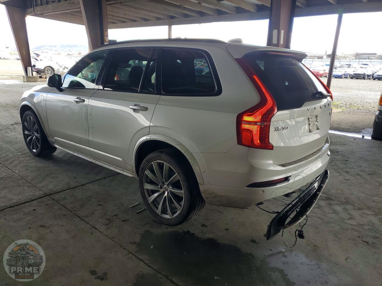 2022 VOLVO XC90 — фото 2