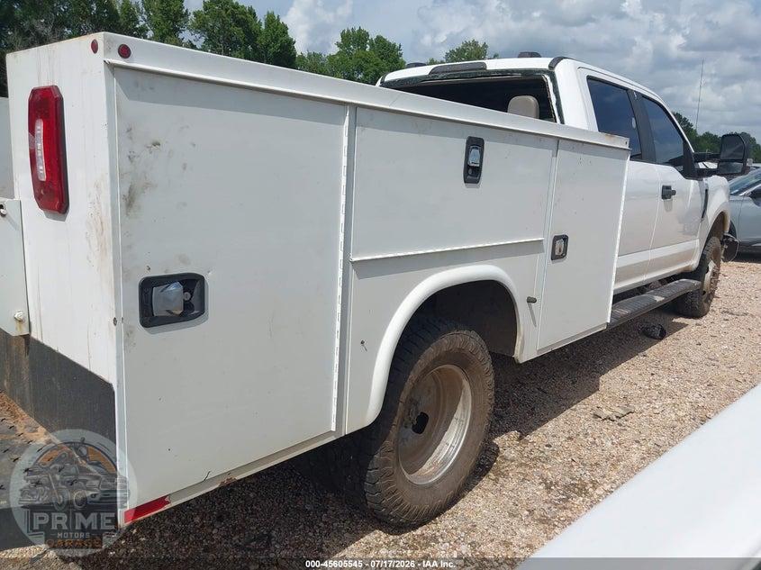 2020 FORD F-350 CHASSIS XL — фото 4