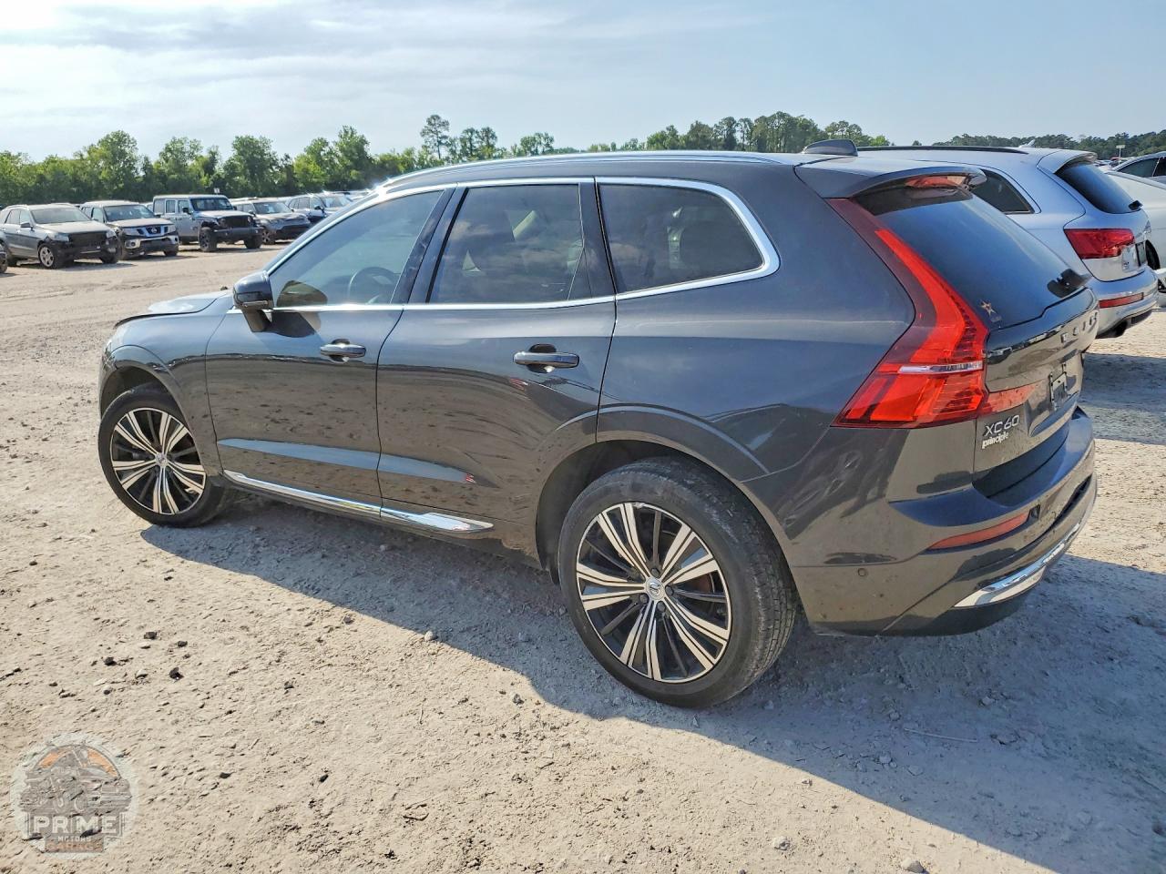 2023 VOLVO XC60 — фото 2