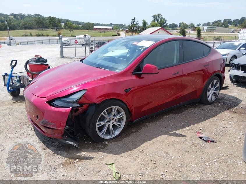 2024 TESLA MODEL Y LONG RANGE DUAL MOTOR ALL-WHEEL DRIVE — фото 2