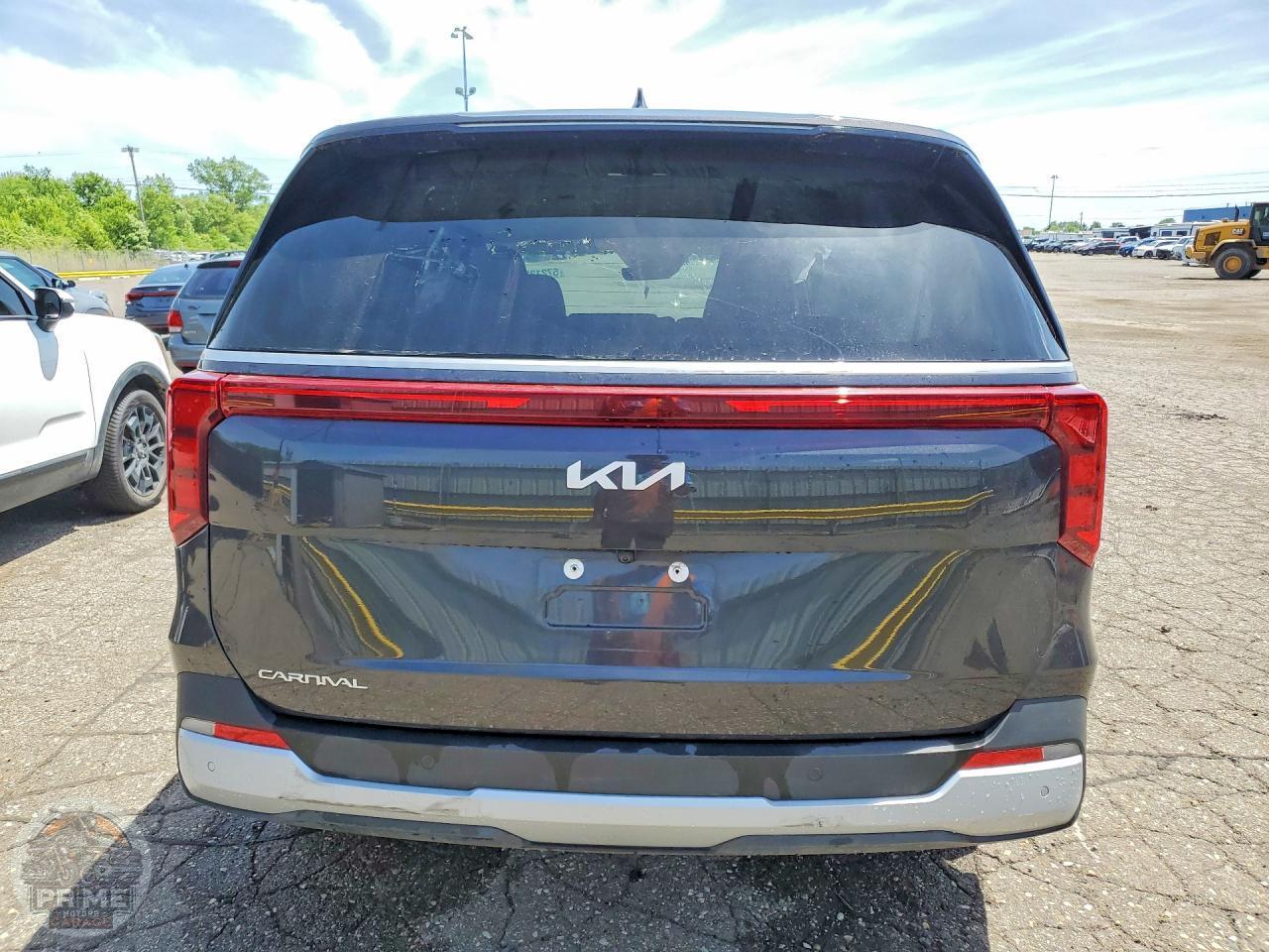 2026 KIA CARNIVAL — фото 6