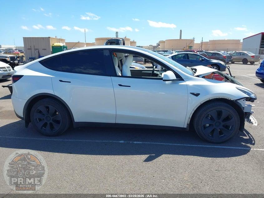 2023 TESLA MODEL Y AWD/LONG RANGE DUAL MOTOR ALL-WHEEL DRIVE — фото 14