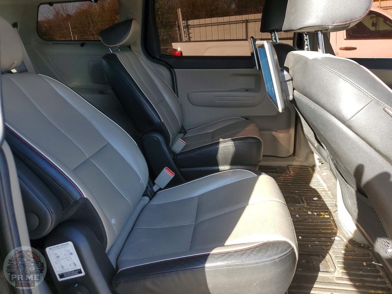 2021 KIA SEDONA — фото 11