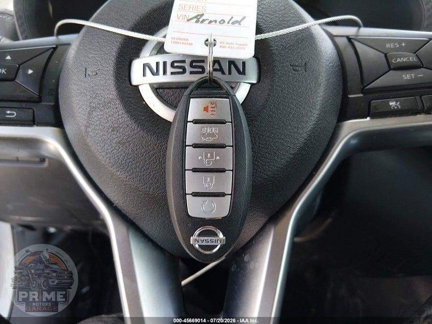2022 NISSAN SENTRA SV XTRONIC CVT — фото 11