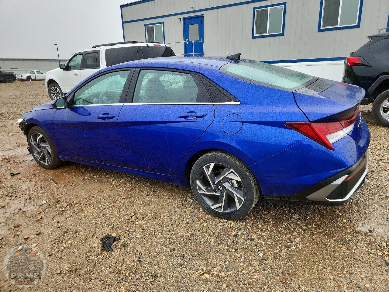 2025 HYUNDAI ELANTRA — фото 3