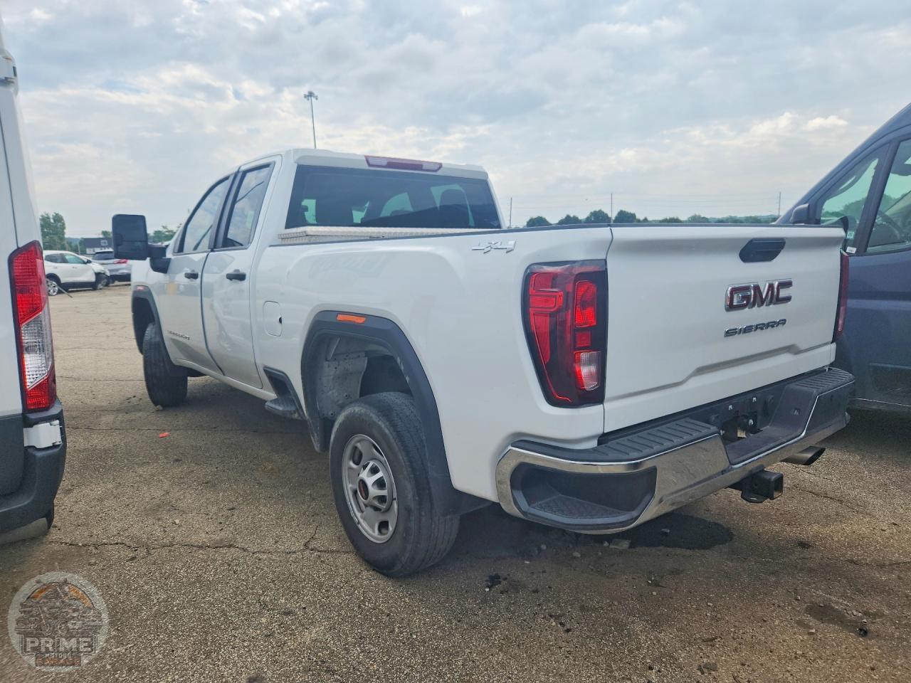 2024 GMC SIERRA — фото 2