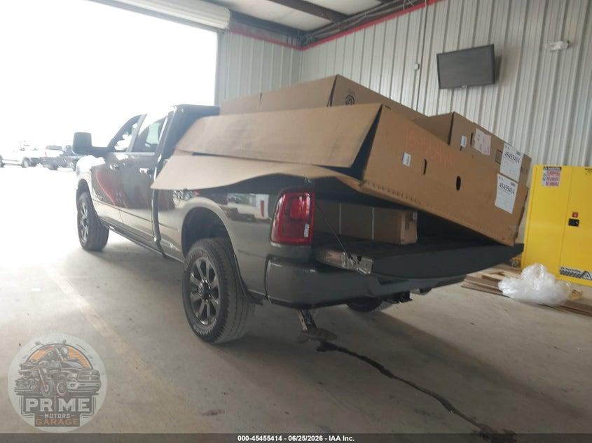 2026 RAM 2500 LARAMIE  4X4 6'4 BOX — фото 3