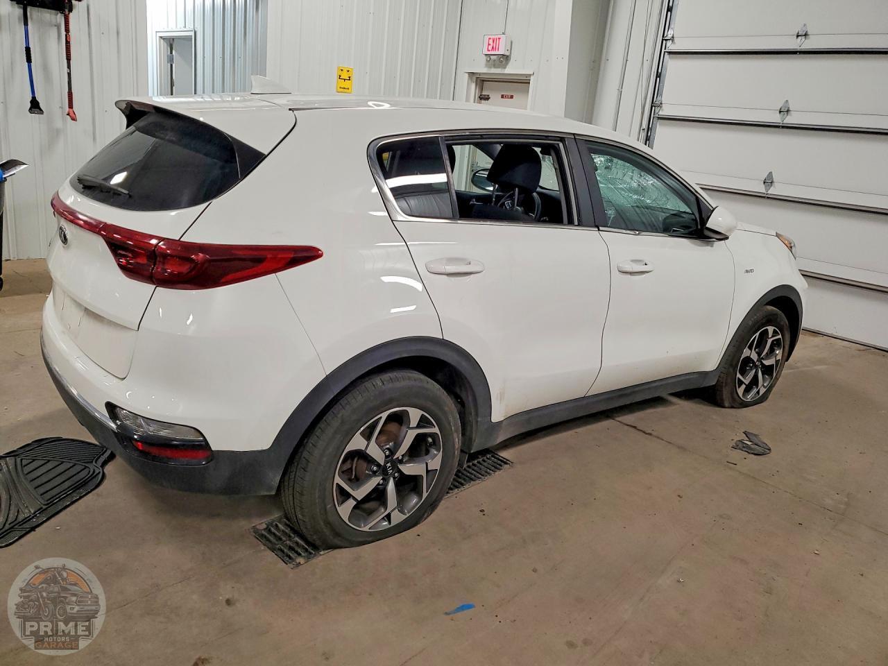 2020 KIA SPORTAGE — фото 3