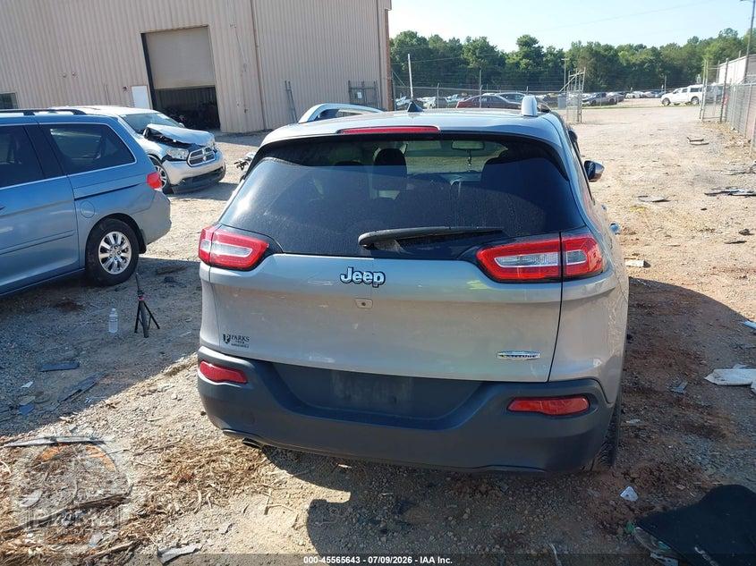 2016 JEEP CHEROKEE LATITUDE — фото 16