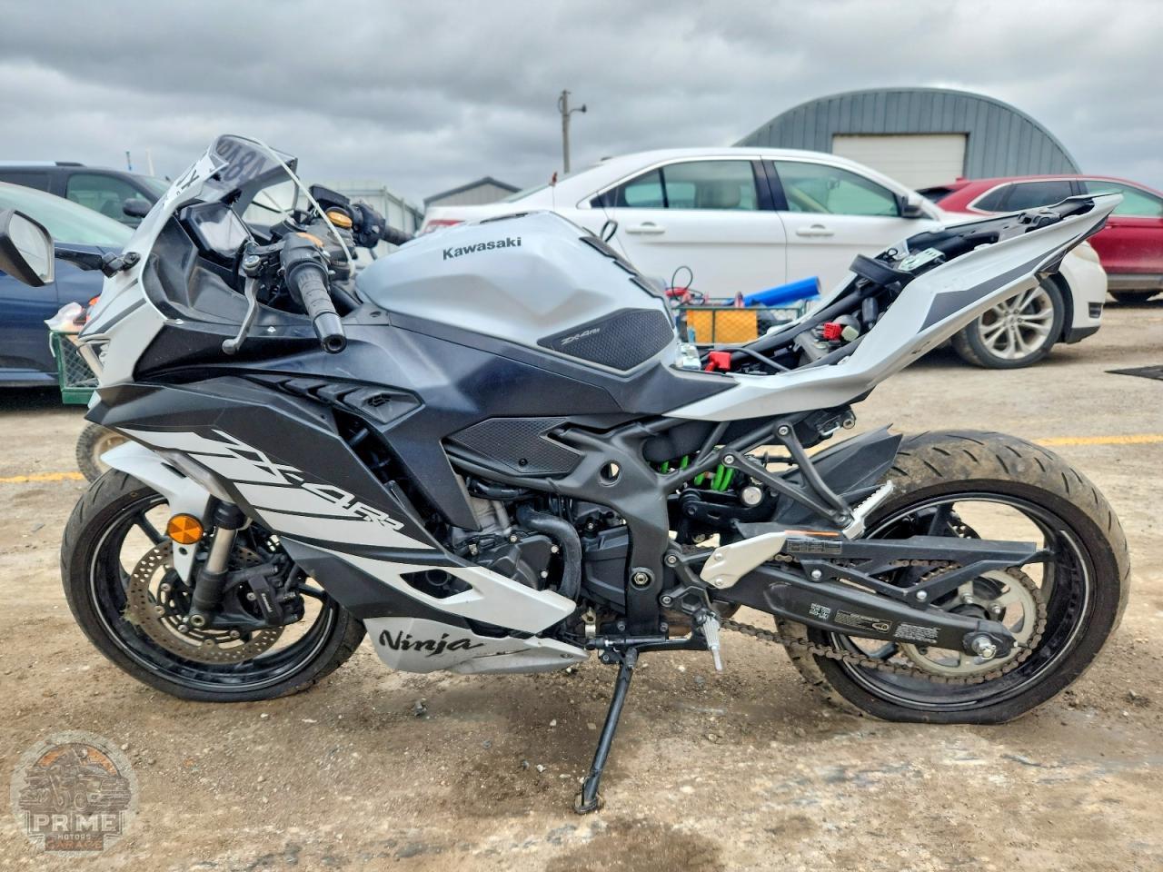 2025 KAWASAKI ZX400 — фото 3