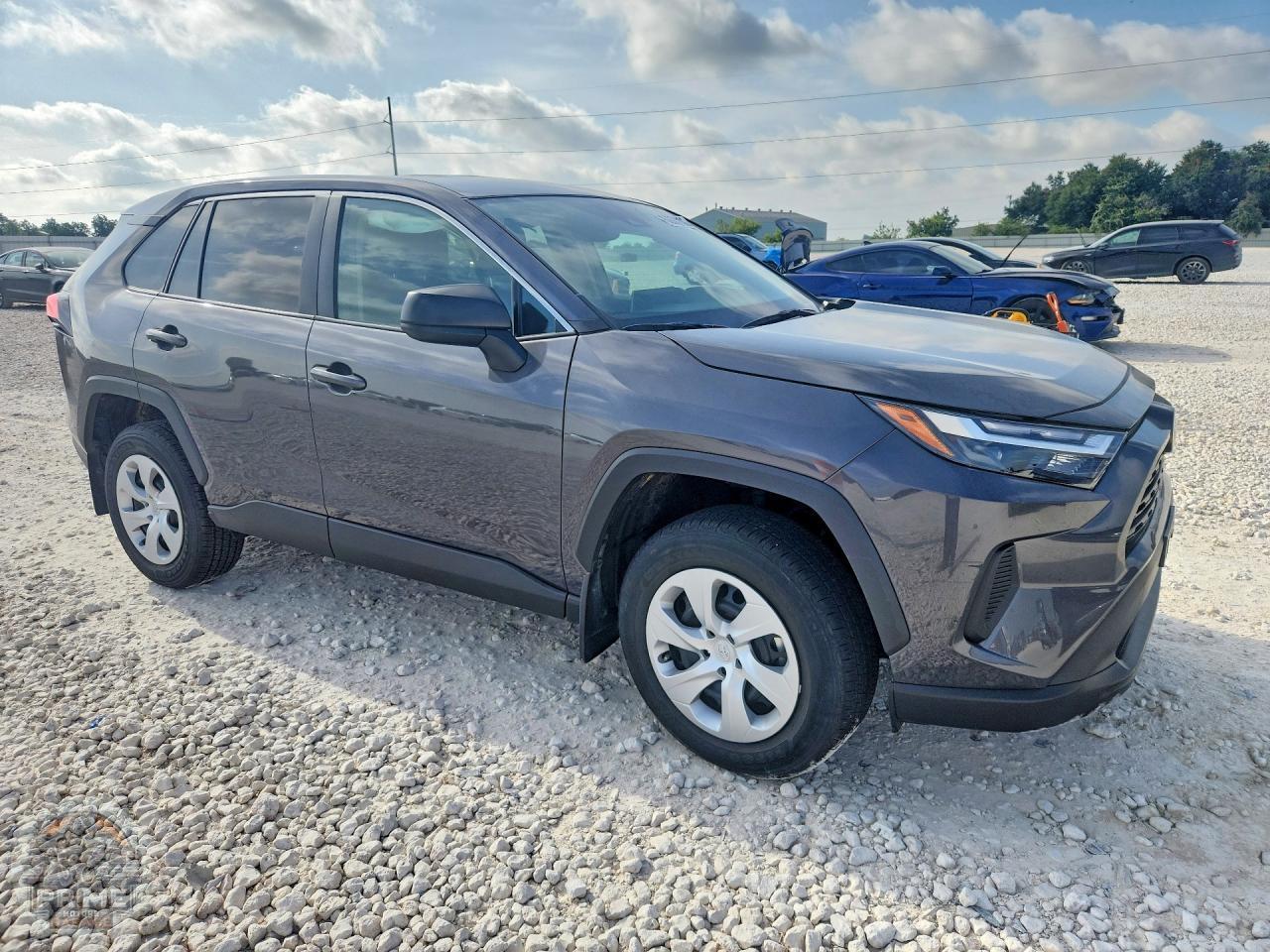 2025 TOYOTA RAV4 — фото 4
