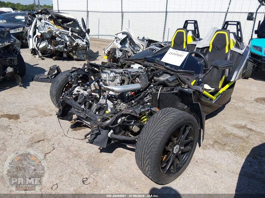 2018 POLARIS SLINGSHOT SLR — фото 2
