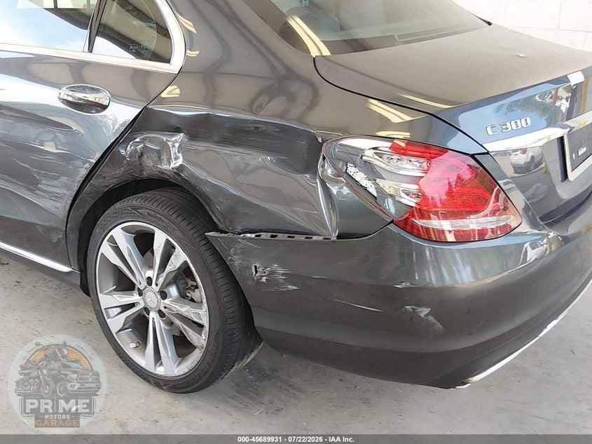 2015 MERCEDES-BENZ C 300 — фото 6