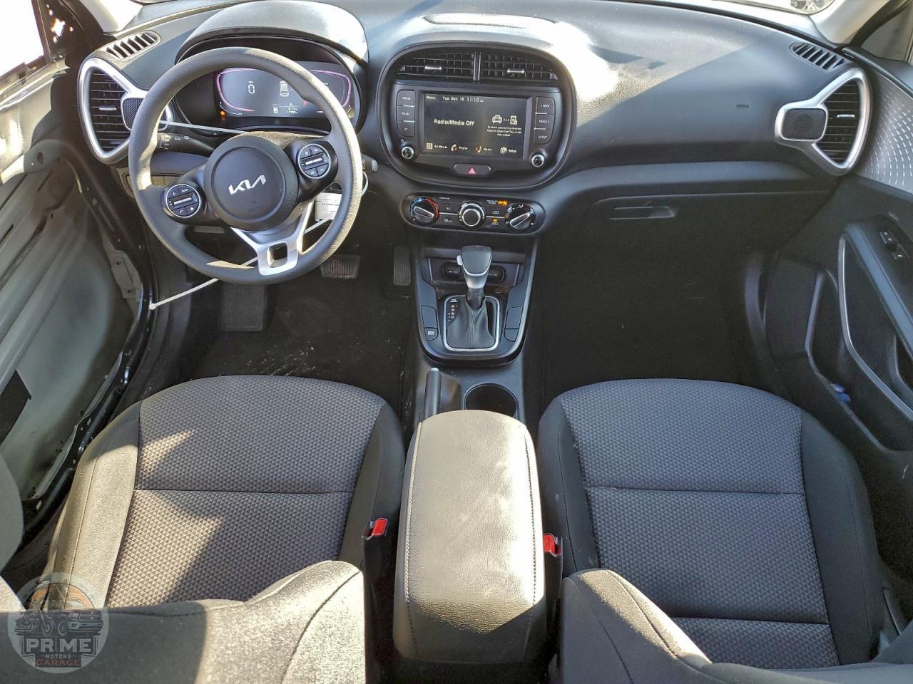 2025 KIA SOUL — фото 8