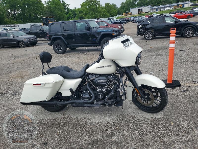 2018 HARLEY-DAVIDSON FLHXS (STREET GLIDE SPECIAL) — фото 1