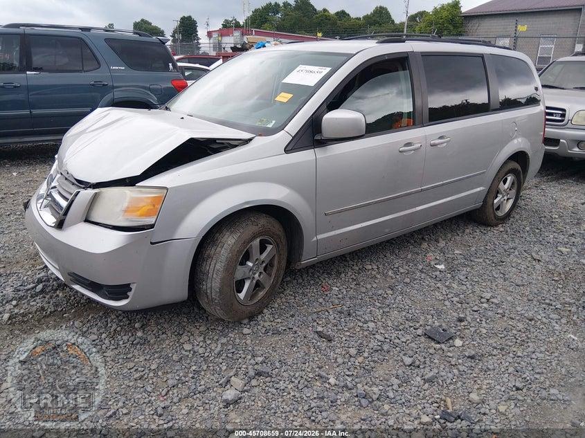 2010 DODGE GRAND CARAVAN SXT — фото 2