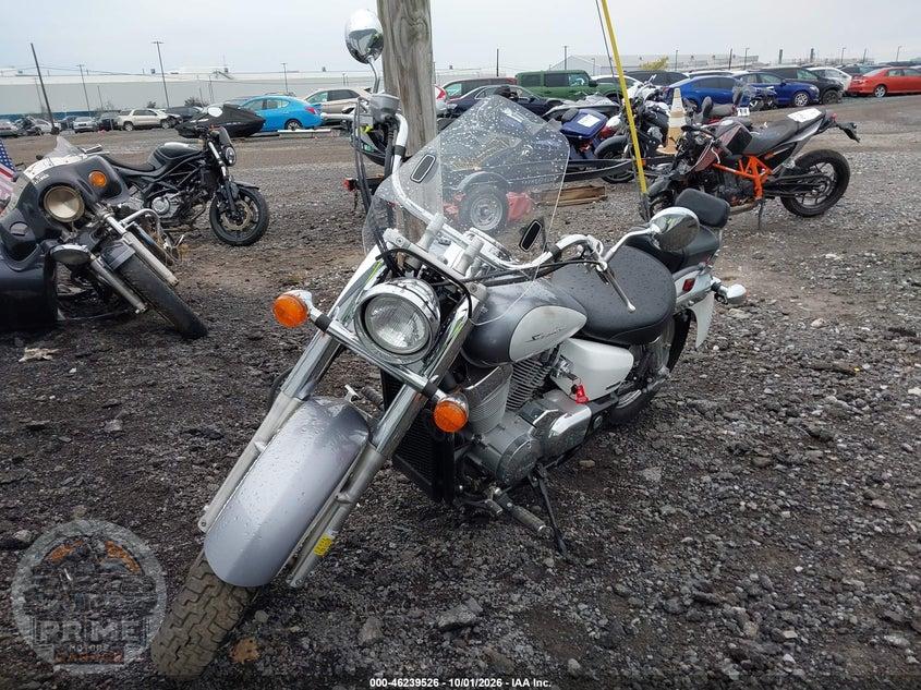 2013 HONDA VT750 CA — фото 2