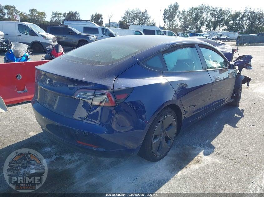 2022 TESLA MODEL 3 REAR-WHEEL DRIVE — фото 4