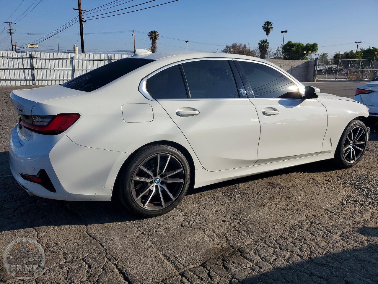 2020 BMW 3 SERIES — фото 3
