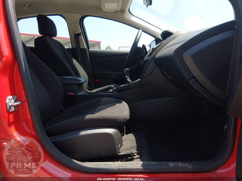 2016 FORD FOCUS SE — фото 5
