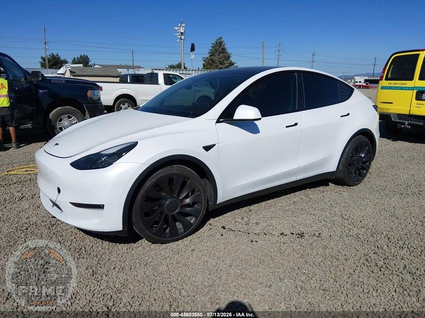 2022 TESLA MODEL Y PERFORMANCE DUAL MOTOR ALL-WHEEL DRIVE — фото 2