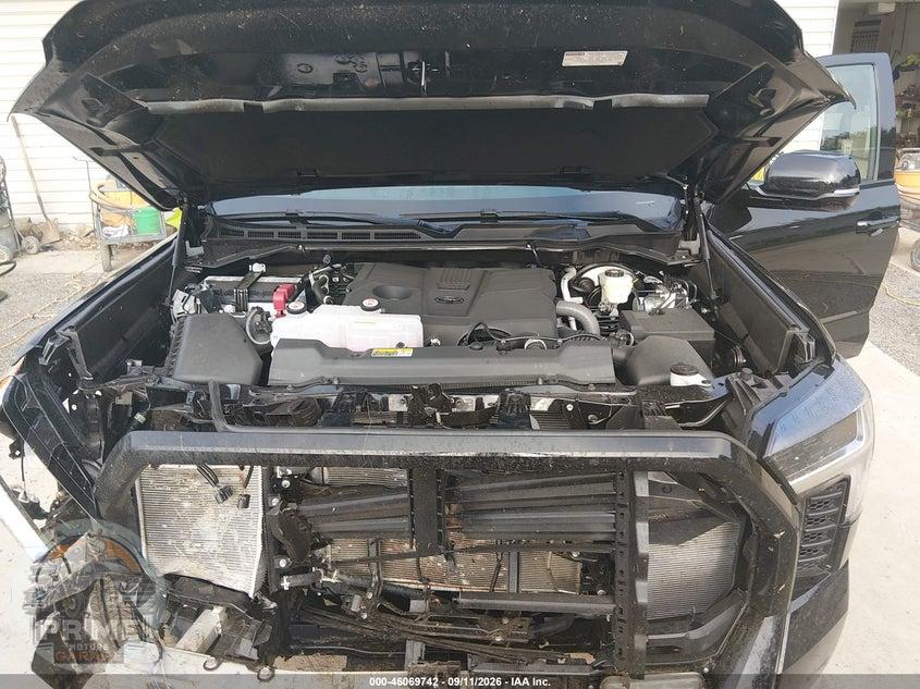 2026 TOYOTA TUNDRA LIMITED CREWMAX 5.5' BED — фото 10