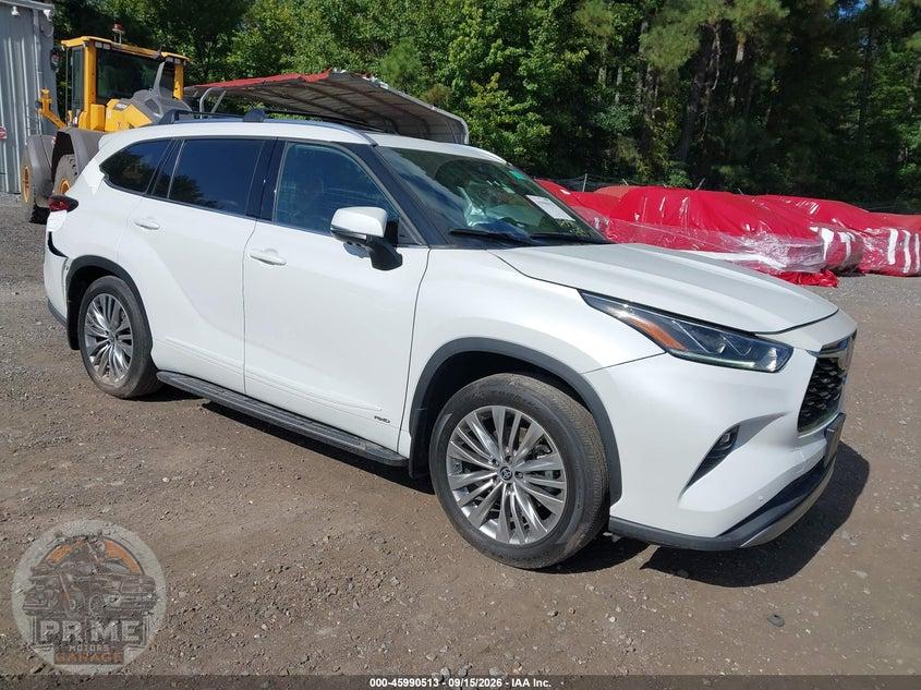 2023 TOYOTA HIGHLANDER HYBRID PLATINUM — фото 1