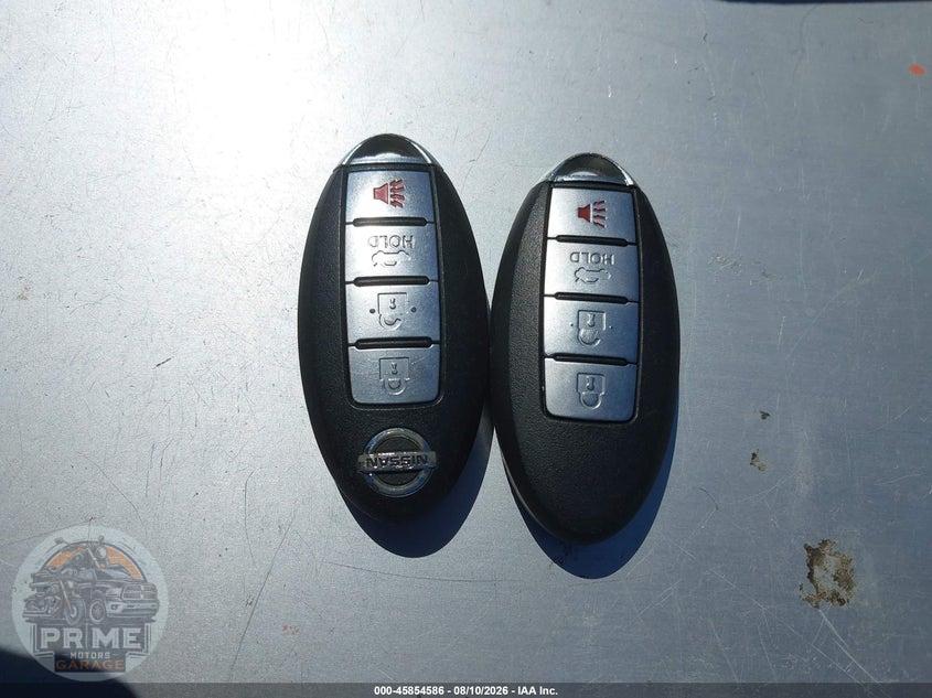 2012 NISSAN SENTRA 2.0 SR — фото 11