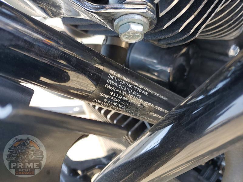 2026 HARLEY-DAVIDSON FLTRX (ROAD GLIDE, ROAD GLIDE CUSTOM) — фото 8