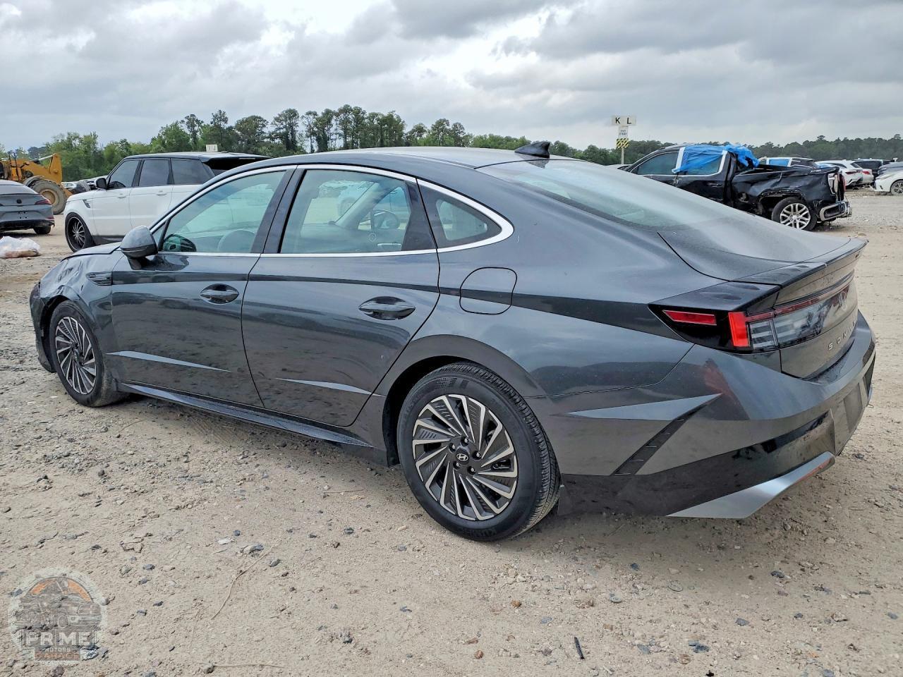 2025 HYUNDAI SONATA — фото 2