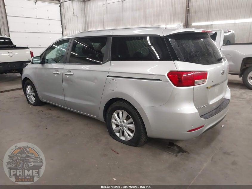 2017 KIA SEDONA LX — фото 3